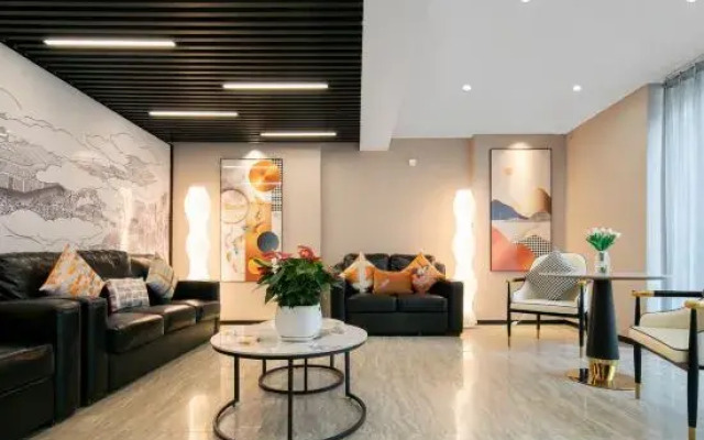 Pinle Hotel