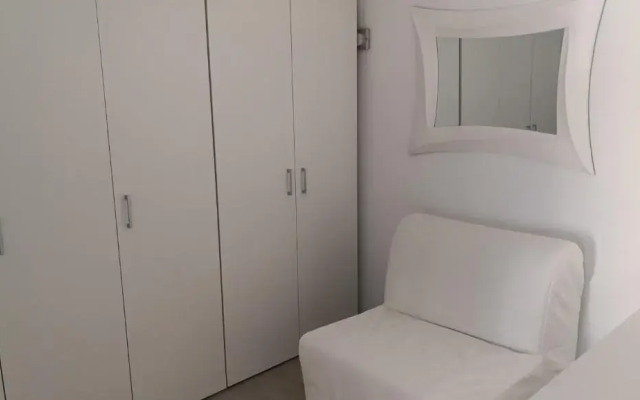 Skol 406A by Completely Marbella