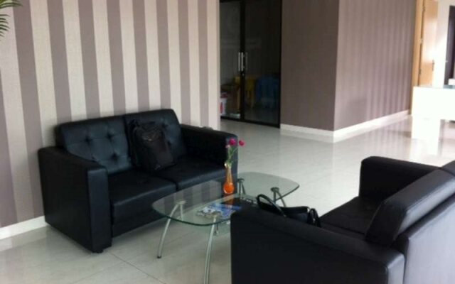 J Residence Hostel Ciumbuleuit