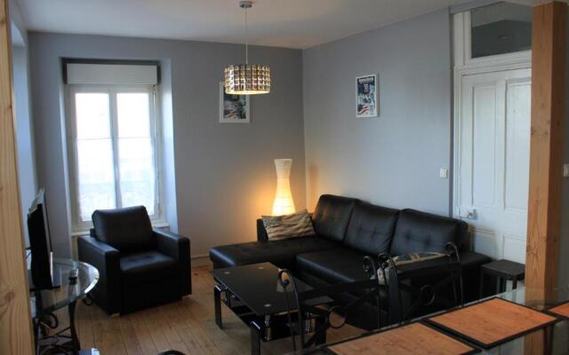 Appartement 3 Pièces Bord de mer Place du 6 Juin