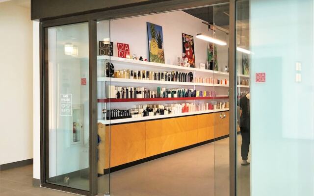 Castle at Ala Moana Hotel