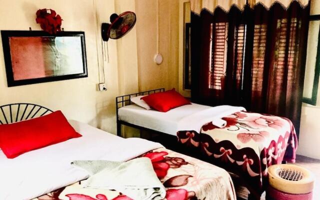 Safari Wildlife Lodge & Camp