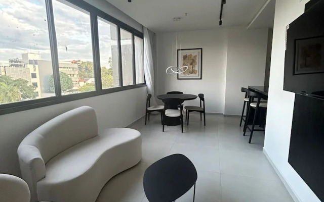 Divina Tower