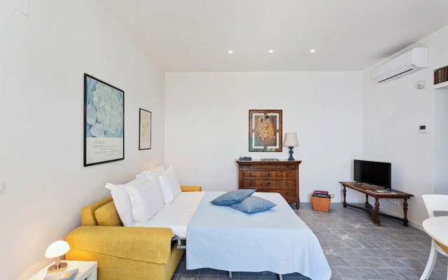 Yellow Suite sul Lungomare di Recco