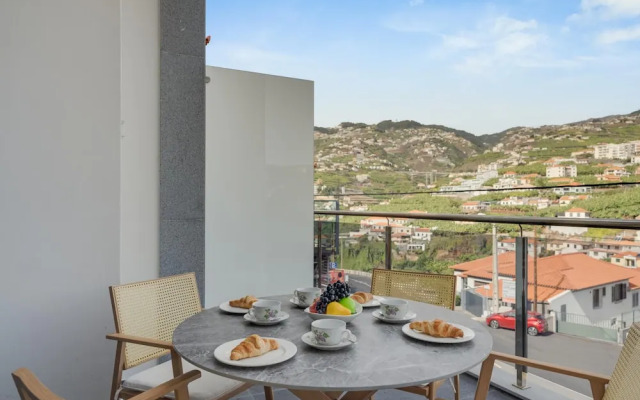 Torre Palace I by Atlantic Holiday