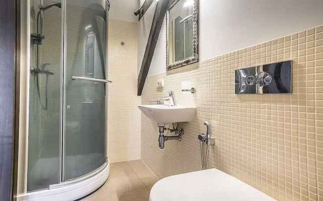 Rentapart Oldtown Apartments