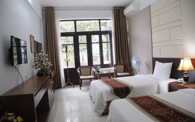 Khach san Cong Doan Mong Cai – Guest Rooms – Mong Cai