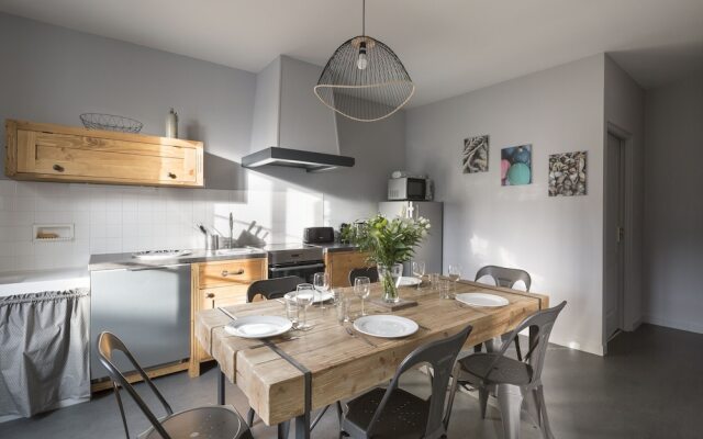 Lécume-maison Confortable et Équipée