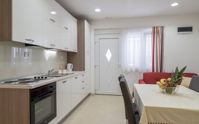 Drop In Split Apartments
