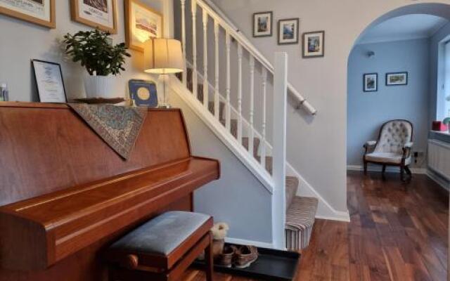 Denham Guest House