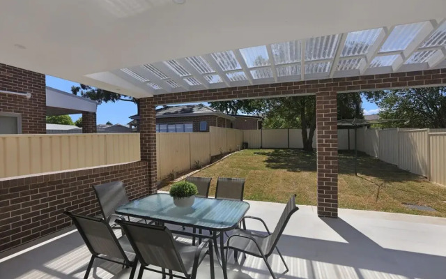 Greenacre Villas - Sydney