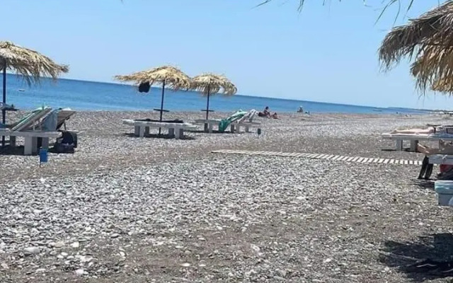 Gennadi Beach Apartments