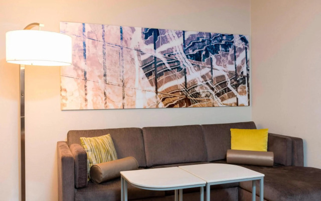 SpringHill Suites Chicago O'Hare by Marriott