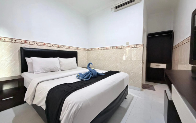 Pondok Denayu Homestay – Guest Rooms – Kuta
