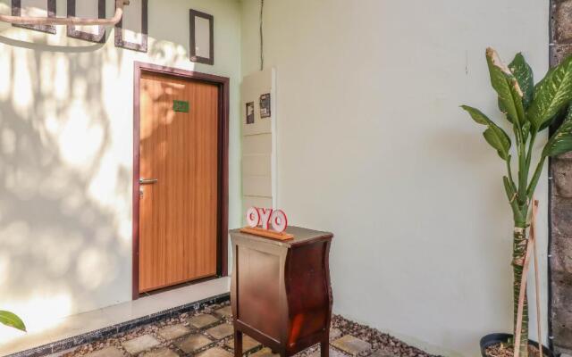OYO 1445 Jimbaran 12 Residence