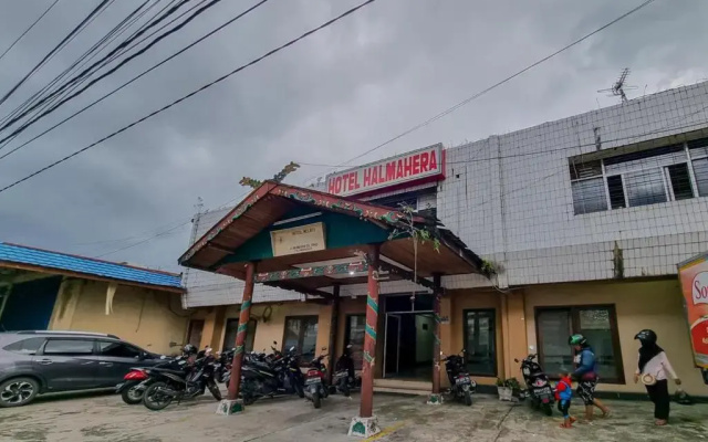 Hotel Halmahera Palangkaraya Redpartner