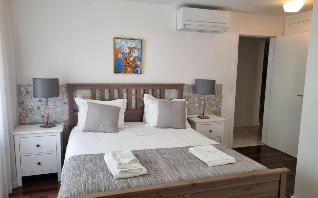 Chiado Patio Apartment Rentexperience