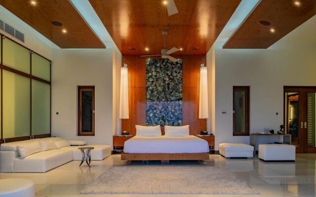 Spectacular Modern Luxury and Exceptional Amenities at Mantea Casa Cabo in Pedregal