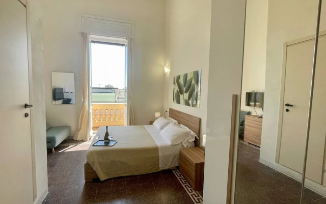 Onlyrooms V - Central & Train Station