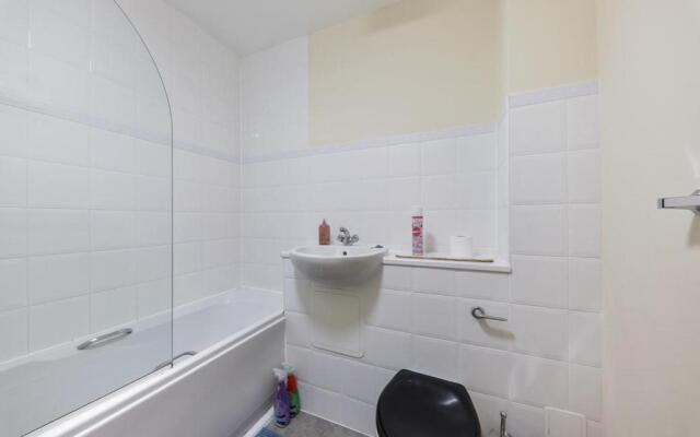 Golden Stays - Sleeps 4 Canterbury Comfy - Entire Apartment
