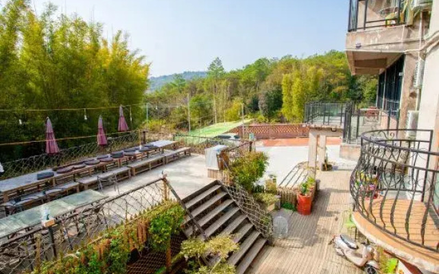 Wuyou Tongjin Mountain Inn