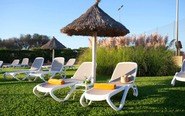 Apartamentos Sol Romántica by DOT Suites