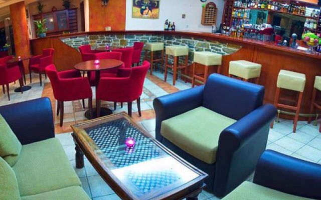 Enalion Hotel