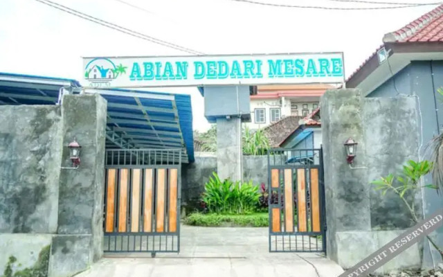 OYO 91206 Abian Dedari Mesari