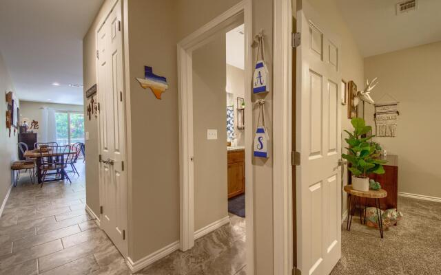 Guadalupe River Oasis RG 211