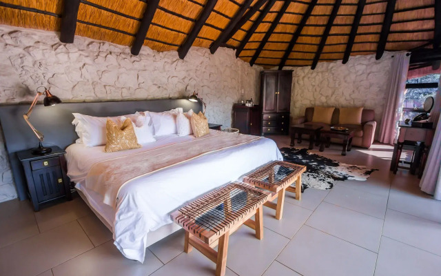 Leopard Mountain Safari Lodge