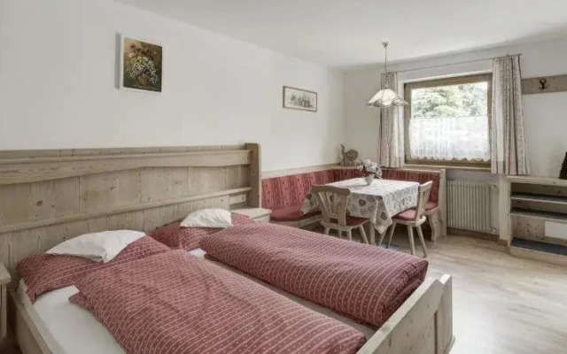 Ciasa Laoi Apartments