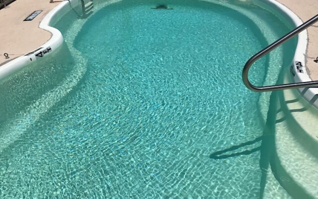 Relax Inn