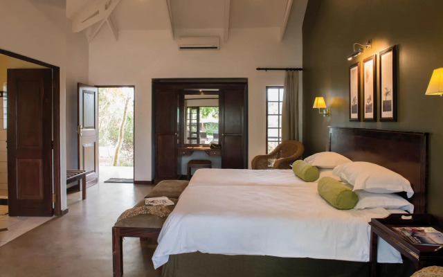 Perrys Bridge Hollow Boutique Hotel