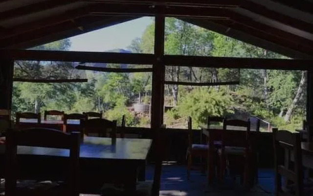 Lodge Las Trancas - Hostel