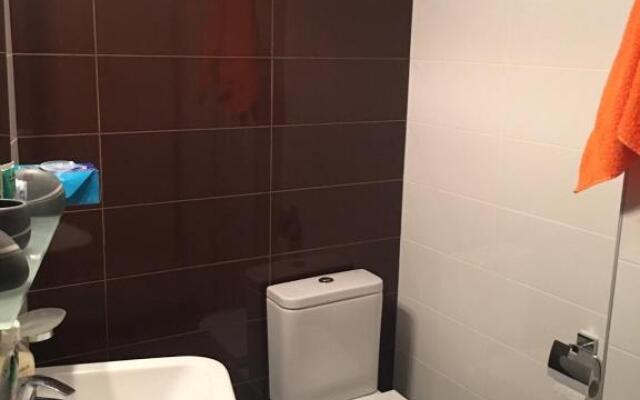 Aparment 18 A