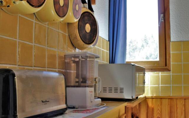 Appartement Risoul, 1 pièce, 4 personnes - FR-1-330-234