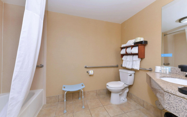 Hampton Inn Columbus-East