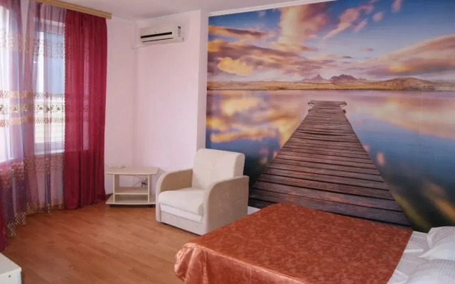 Kotedzhi V Dzhemete Guest House