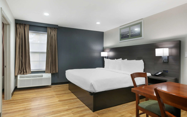 Best Western Mystic Hotel