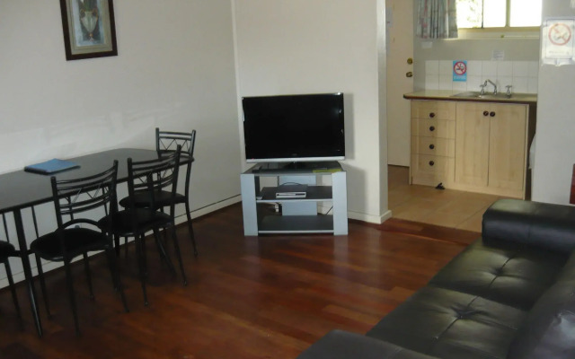 Albany Apartments