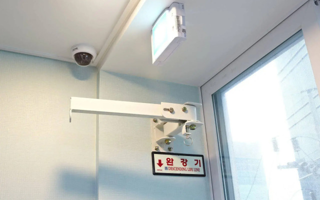 Rainbow Hotel Myeongdong