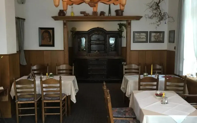 Hotel Neuenburger Hof