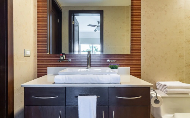 Z Casa Girasol 2 Bedroom Condo by Redawning