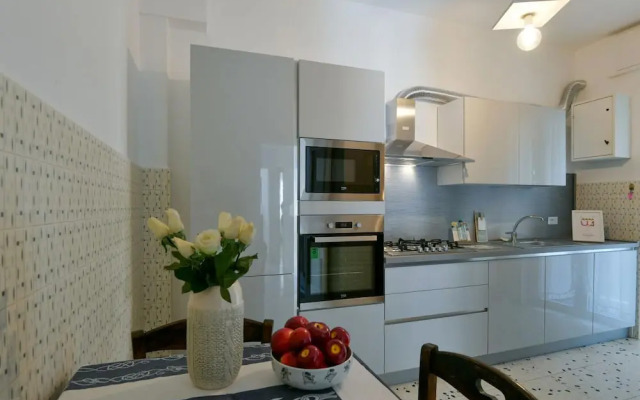 Una Finestra su Villa Durazzo by Wonderful Italy