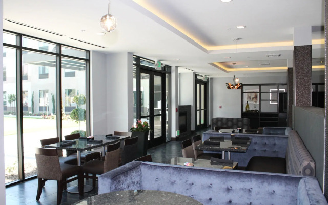 Holiday Inn Carlsbad by IHG