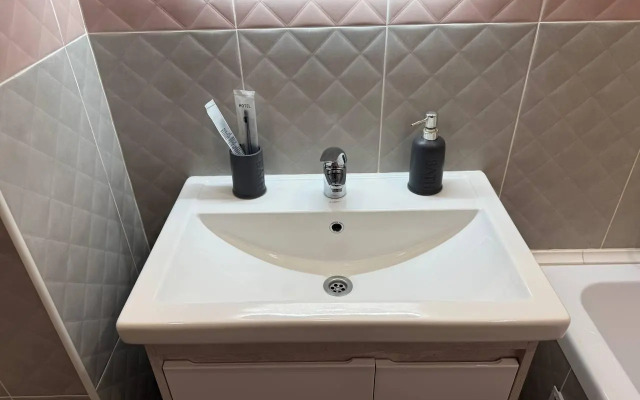 Апартаменты на улице 60 лет Октября 12А к2