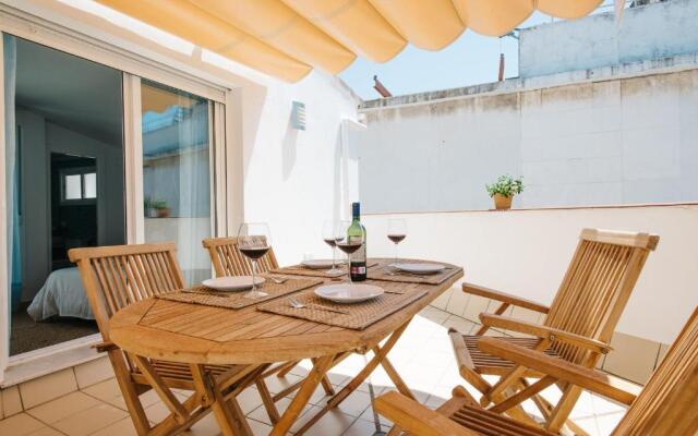 Hostly Acetres 2A-Penthouse in City Center-Fibre-Parking Opt