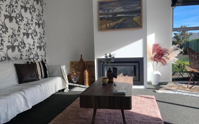 7*7 holiday home