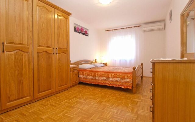Apartment 1638