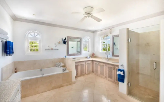 Sugar Hill - Fiddlesticks 3 Bedroom Villa